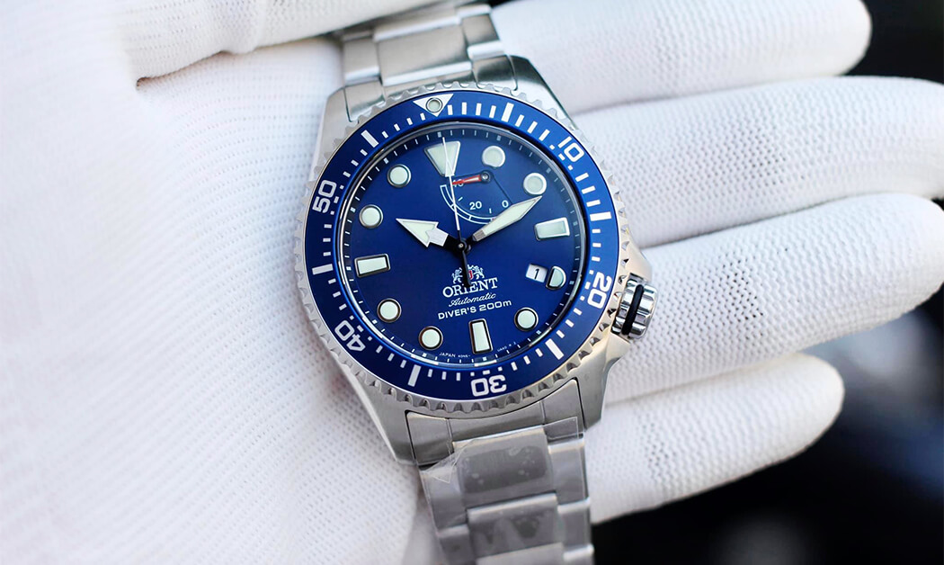 Đồng hồ Orient RA-EL0002L00B